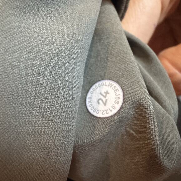 Lululemon Womens City Sleek Trouser HR Slim Fit “24x28 - Picture 6 of 6